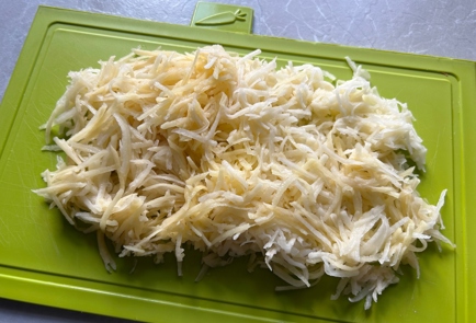 Фото шага рецепта Салат с языком и картофелем пай 174145 шаг 6  