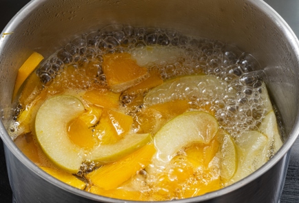 Фото шага рецепта Самые быстрые цукаты из тыквы и яблок 174969 шаг 7  