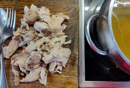 Фото шага рецепта Щи куриные с грибами 174951 шаг 13  