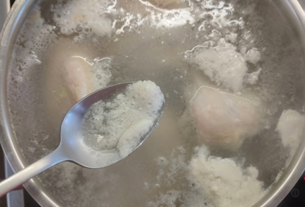Фото шага рецепта Щи куриные с грибами 174951 шаг 3  
