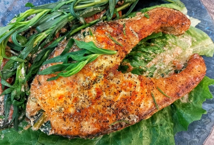 Фото шага рецепта Сливочный стейк лосося со шпинатом 176318 шаг 14  