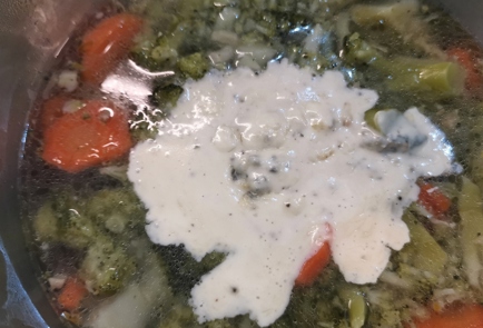 Фото шага рецепта Сливочный суп из брокколи с сыром 173402 шаг 10  