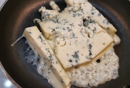 Фото шага рецепта Сливочный суп из брокколи с сыром 173402 шаг 6  