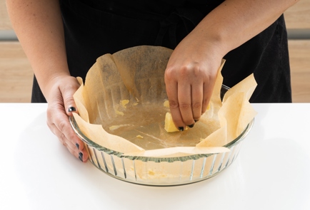 Фото шага рецепта Домашний пирог со сливой 151350 шаг 5  
