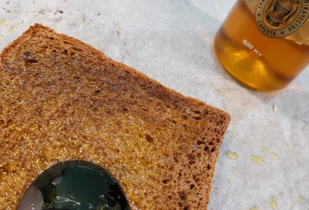 Фото шага рецепта Сочный сэндвич с моцареллой и пармезаном 152928 шаг 1  