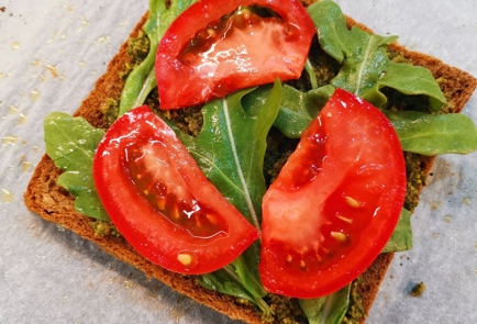 Фото шага рецепта Сочный сэндвич с моцареллой и пармезаном 152928 шаг 3  