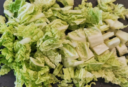 Фото шага рецепта Средиземноморский салат с песто 152650 шаг 1  