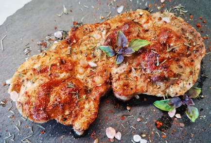 Фото шага рецепта Стейк из свинины 190740 шаг 10