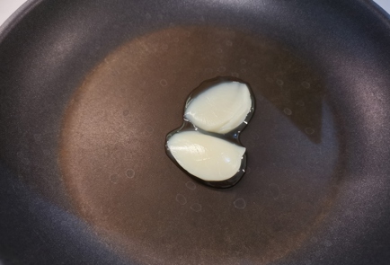Фото шага рецепта Стейки из грудки индейки в пикантном соусе 175666 шаг 2  