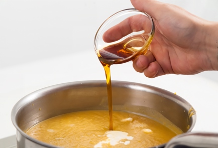 Фото шага рецепта Суп из батата с кленовым сиропом 30701 шаг 4  