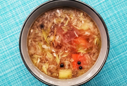 Фото шага рецепта Суп из говядины и квашеной капусты 176221 шаг 11  