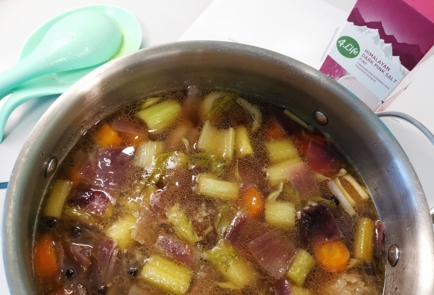 Фото шага рецепта Суп из говядины и квашеной капусты 176221 шаг 9  