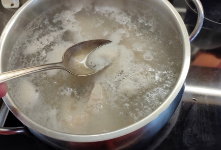 Фото шага рецепта Суп куриный с чечевицей и сливками 174831 шаг 3  
