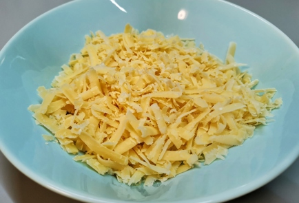 Фото шага рецепта Свекольный салат с сыром 140175 шаг 3  