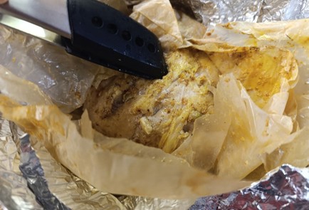 Фото шага рецепта Свиная лопатка в фольге 190868 шаг 17  