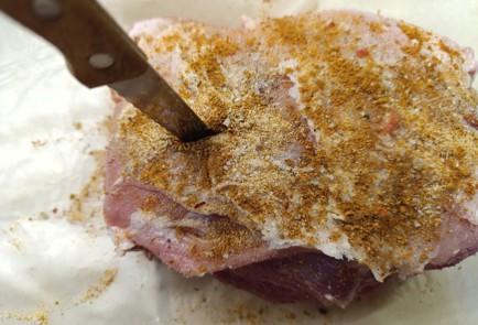 Фото шага рецепта Свиная лопатка в фольге 190868 шаг 8  