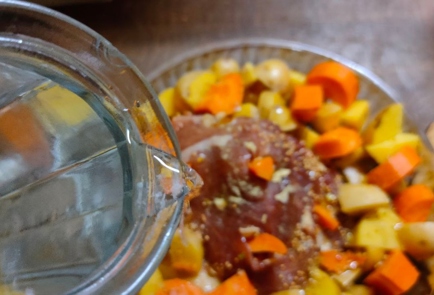Фото шага рецепта Свинина запеченная с картофелем и морковью 175323 шаг 13  