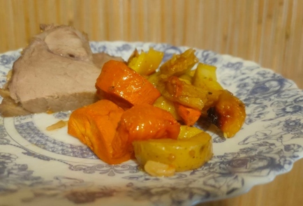 Фото шага рецепта Свинина запеченная с картофелем и морковью 175323 шаг 17  