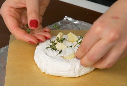Фото шага рецепта Сыр в духовке 151513 шаг 3  