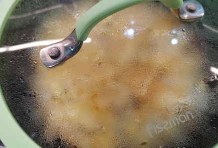 Фото шага рецепта Сырная яичница с лукомпореем 151682 шаг 10  