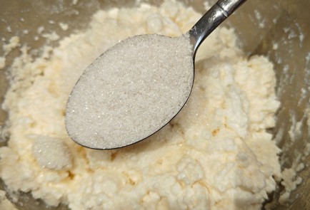 Фото шага рецепта Сырники с запеченной тыквой 190830 шаг 4  