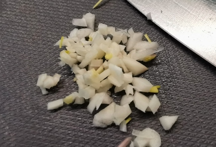 Фото шага рецепта Сырные чипсы с грибами 173337 шаг 4  