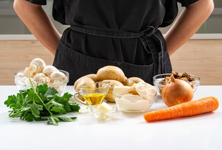 Фото шага рецепта Сырный суп с грибами 175462 шаг 1  