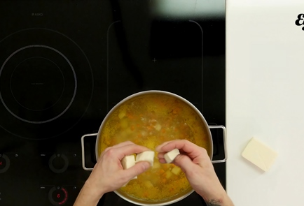 Фото шага рецепта Классический сырный суп 126416 шаг 8  