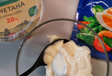Фото шага рецепта Сытная закуска из кабачков с сырночесночным соусом 151358 шаг 2  