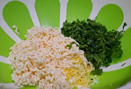 Фото шага рецепта Тарталетки с плавленым сыром и грецкими орехами 190819 шаг 5  