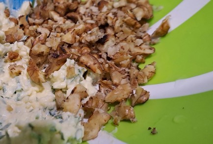 Фото шага рецепта Тарталетки с плавленым сыром и грецкими орехами 190819 шаг 9  