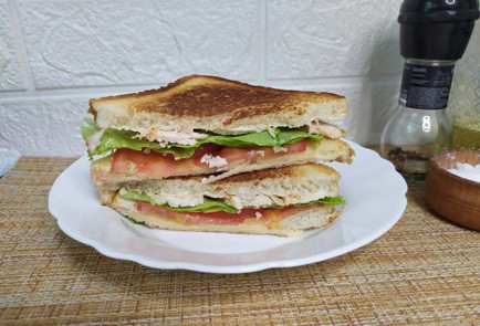 Фото шага рецепта Тосты с курицей 190749 шаг 11  