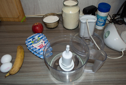 Фото шага рецепта Творожный пудинг с бананом и яблоком 151902 шаг 2  