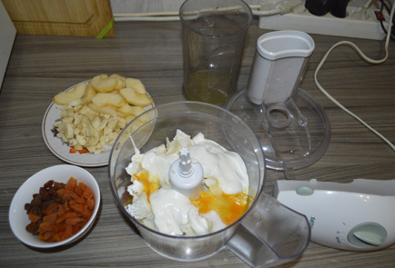Фото шага рецепта Творожный пудинг с бананом и яблоком 151902 шаг 3  