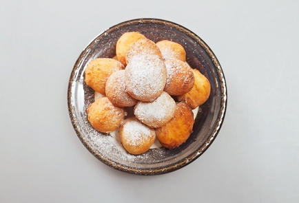 Фото шага рецепта Творожные пончики в сахарной пудре 27368 шаг 5  