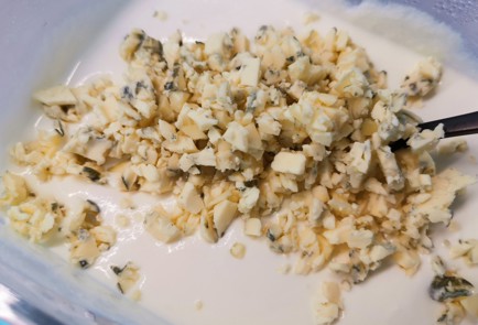 Фото шага рецепта Творожный сыр с дорблю 186784 шаг 9  