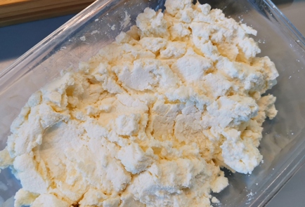 Фото шага рецепта Творожный сыр с зеленым базиликом 174154 шаг 7  