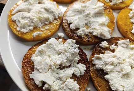 Фото шага рецепта Тыква с сыром и орехами 190727 шаг 9