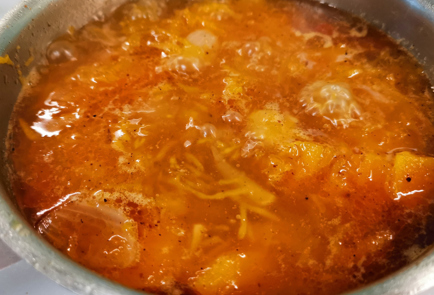 Фото шага рецепта Тыквенный суп с бальзамическим кремом 151779 шаг 12  