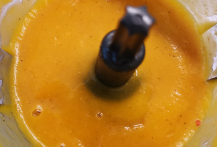 Фото шага рецепта Тыквенный суп с бальзамическим кремом 151779 шаг 13  