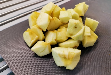 Фото шага рецепта Утиное филе с жареными яблоками 140722 шаг 14  