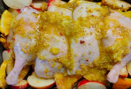 Фото шага рецепта Утиные грудки и бедра запеченные в соусе с апельсинами и яблоками 175590 шаг 14  