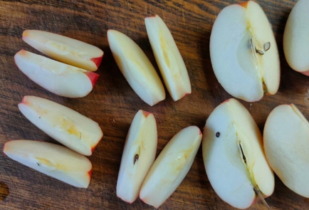 Фото шага рецепта Утиные грудки и бедра запеченные в соусе с апельсинами и яблоками 175590 шаг 8  