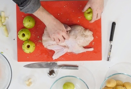 Фото шага рецепта Утка с яблоками и картофелем 137880 шаг 2  