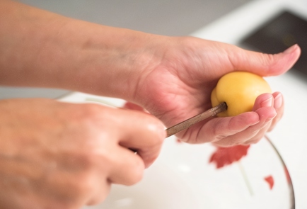 Фото шага рецепта Варенье из абрикосов с косточками внутри 138522 шаг 2  