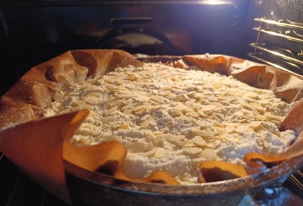 Фото шага рецепта Королевская ватрушка с яблоками 190836 шаг 21  