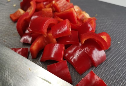 Фото шага рецепта Вок со свининой 190744 шаг 1