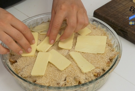 Фото шага рецепта Яблочный пирог с ванильным соусом 136793 шаг 2  