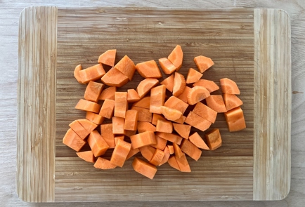 Фото шага рецепта Язык с картофелем и морковью запеченный в духовке 174089 шаг 7  