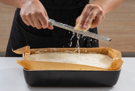Фото шага рецепта Заливной пирог на кефире с картошкой и грибами 174916 шаг 11  